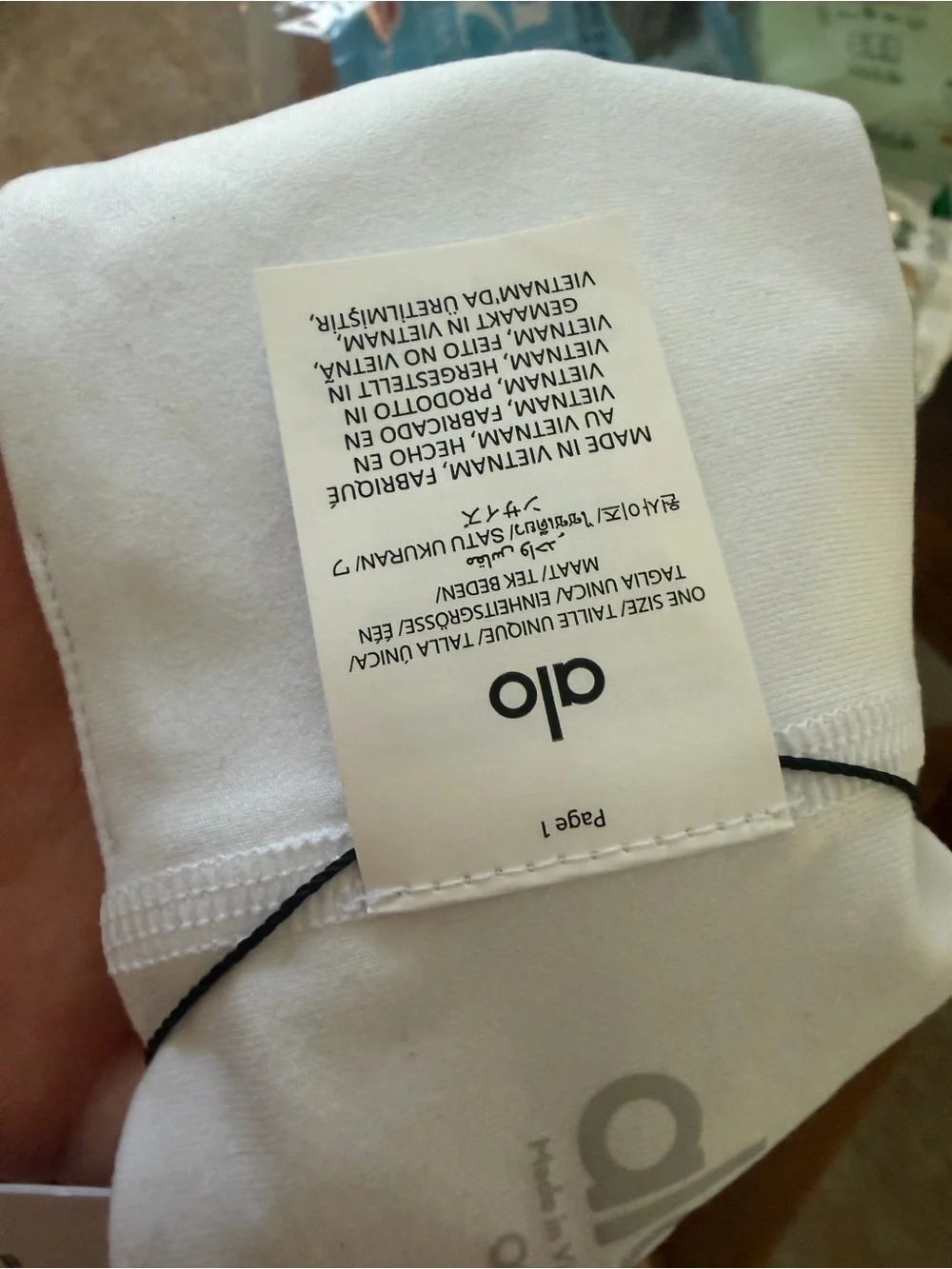 ALO Yoga Soft white Headband brand new
